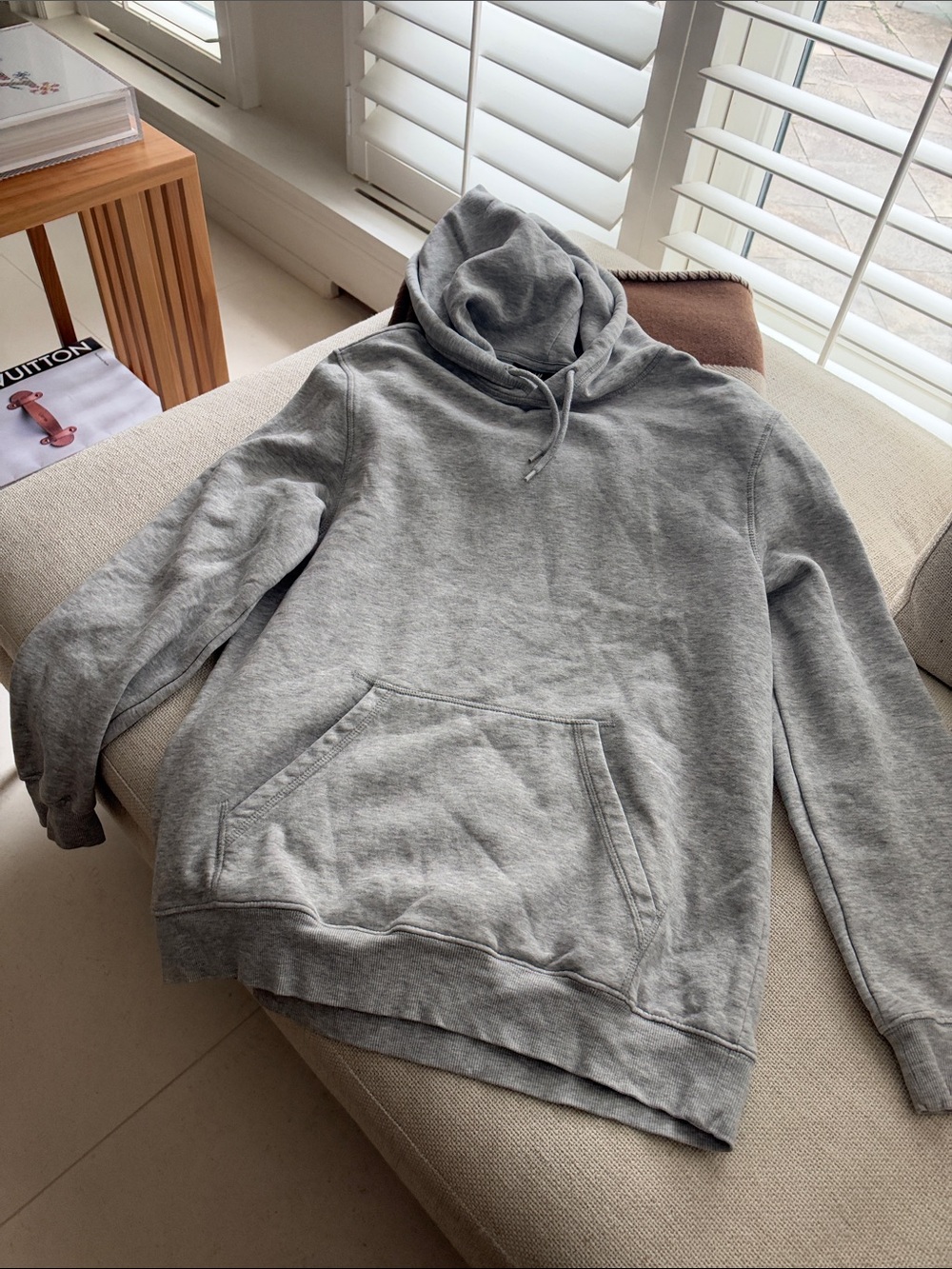 Unisex H&M Grey Pullover Hoodie with Kangaroo Pocket. Never worn!